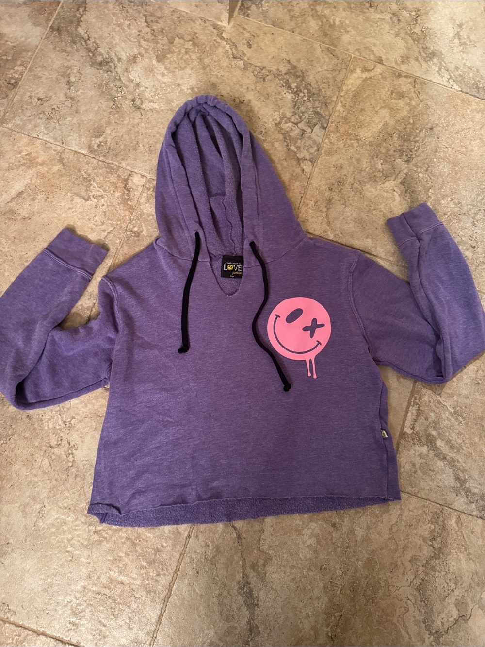 Girls Love junkie Sz large 14 purple crop hoodie smiley face long sleeve raw hem